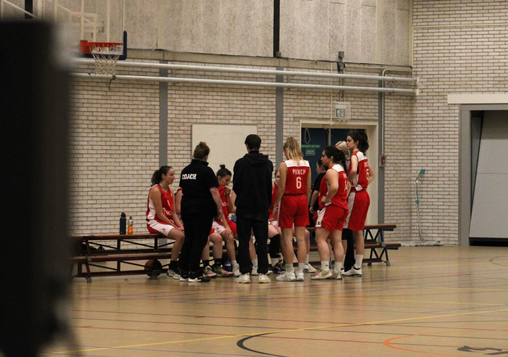 TU Delft Women's Basketball Team celebrating